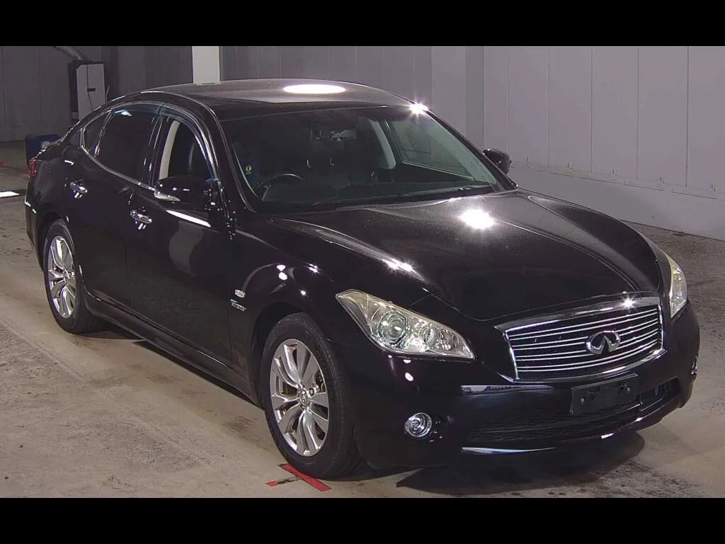 NISSAN FUGA HYBRID BASE GRADE