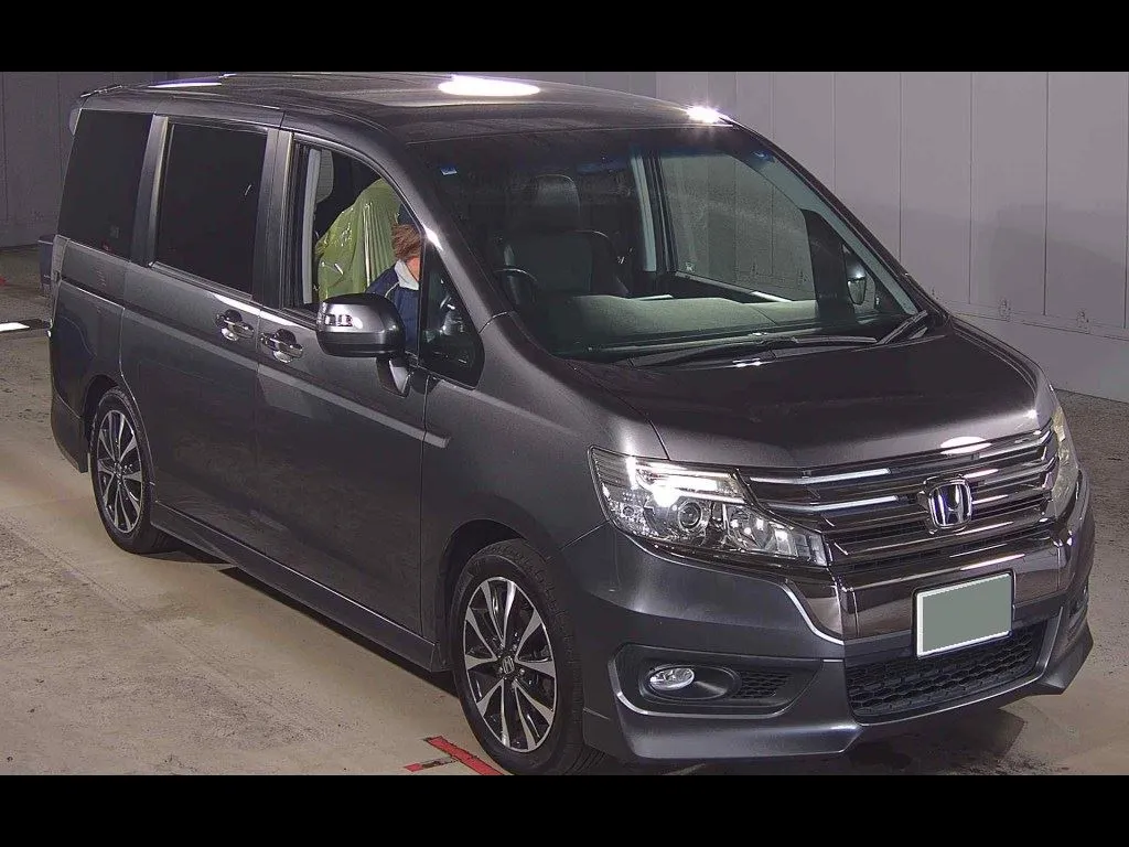 HONDA STEPWAGON SPADA Z COOL SPIRIT