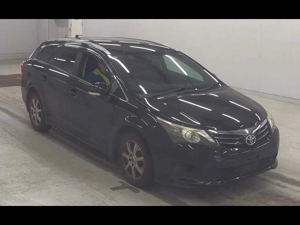 TOYOTA AVENSIS WAGON XI