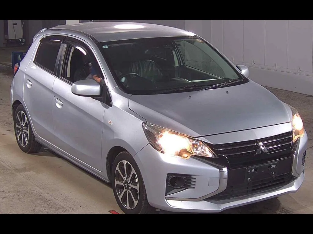 MITSUBISHI MIRAGE 5D M