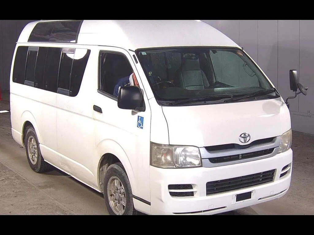 TOYOTA HIACE VAN 4D WELFARE