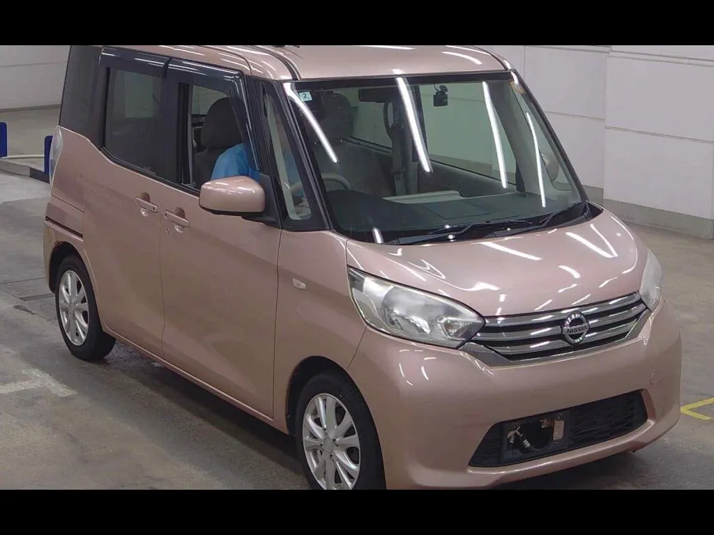 NISSAN DAYZ ROOX 4WD X