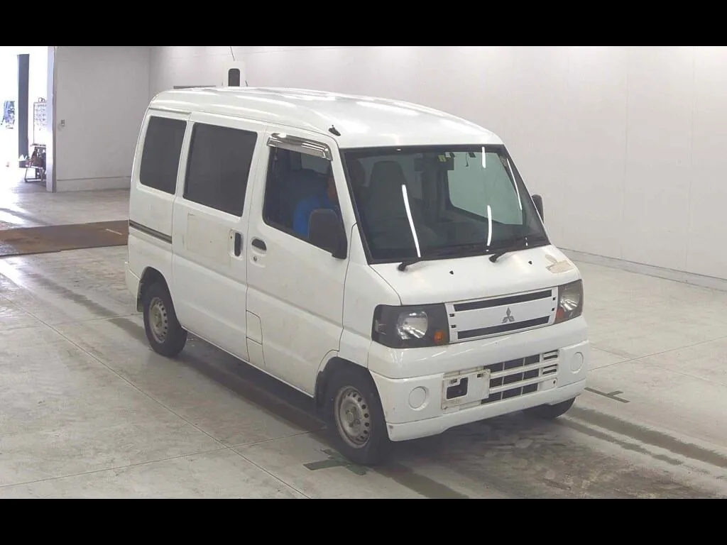 MITSUBISHI MINICAB VAN