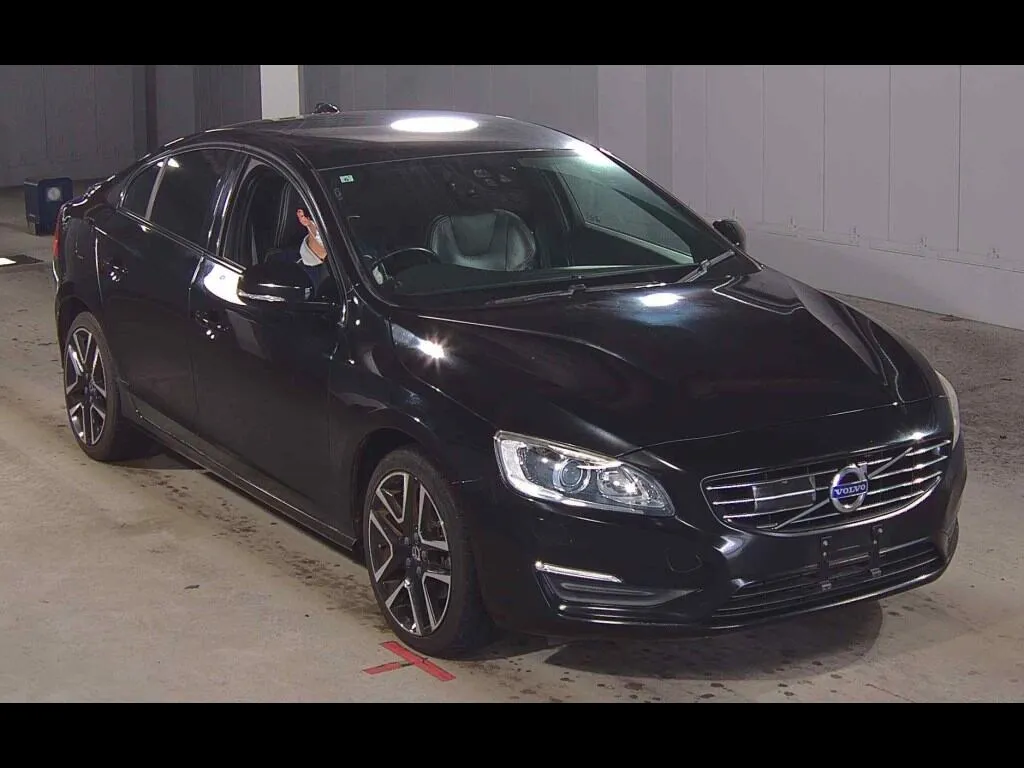 VOLVO S60 D4 DYNAMIC EDITION