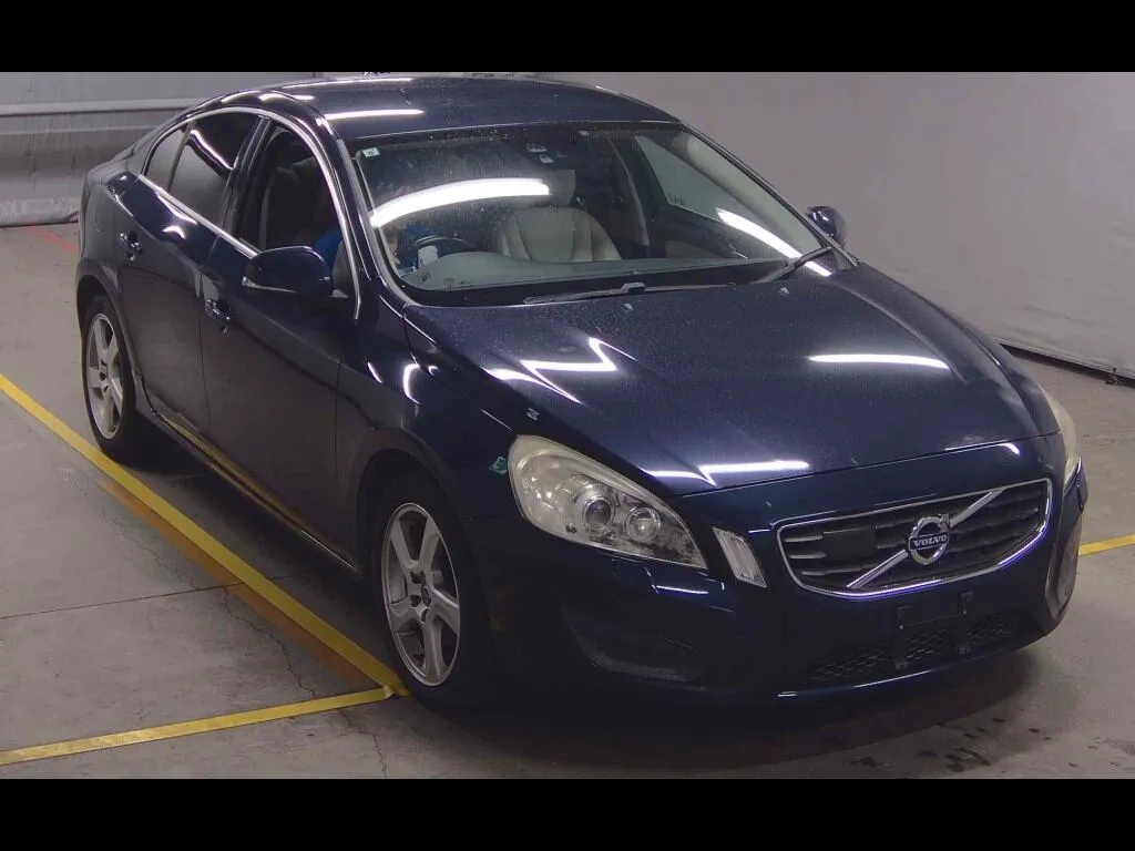 VOLVO S60 T4