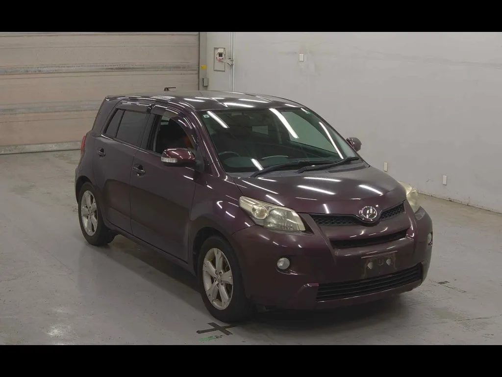 TOYOTA IST 150G
