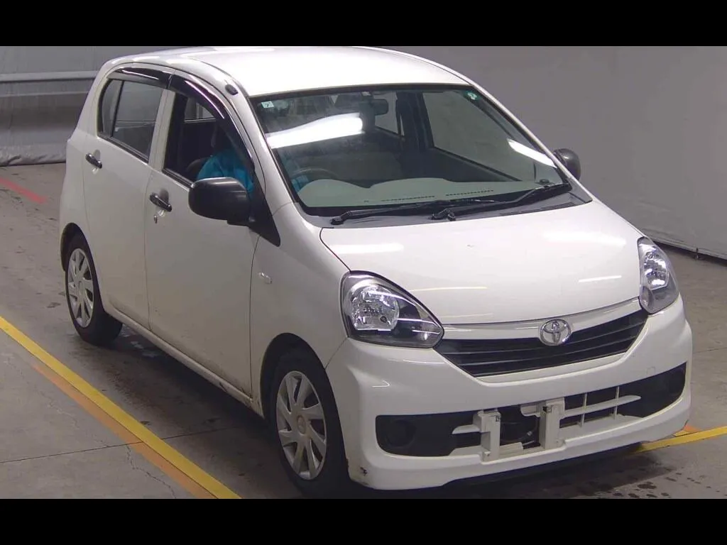 TOYOTA PIXIS EPOCH