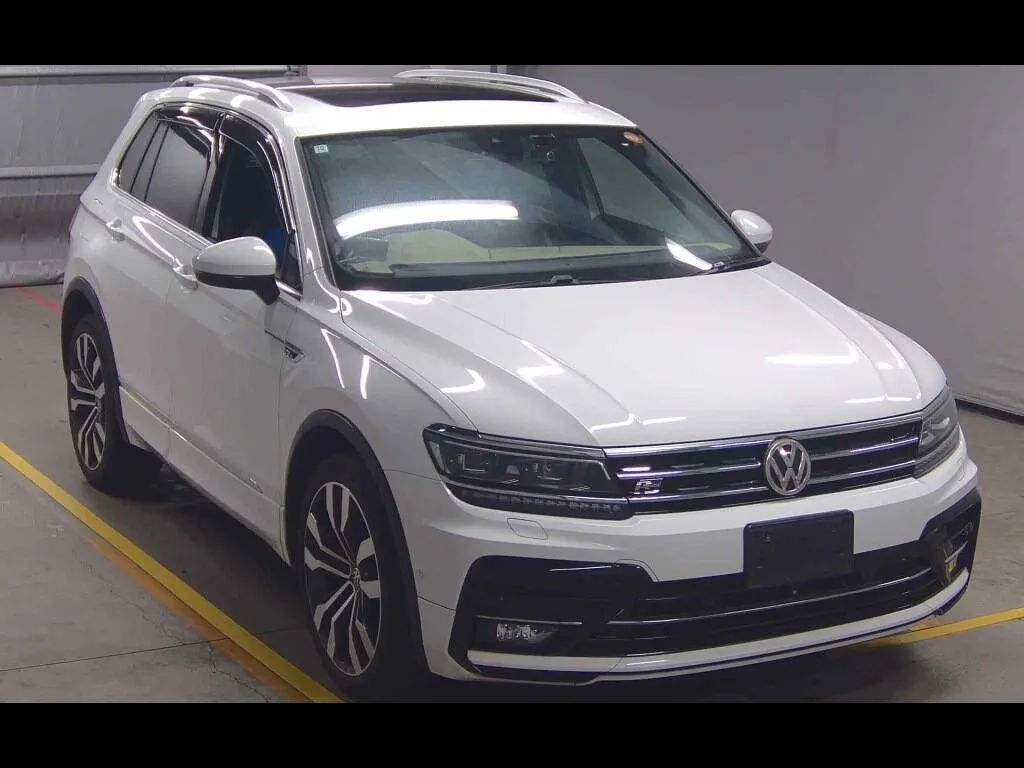 VOLKSWAGEN TIGUAN 4WD TDI 4MOTION R-LINE