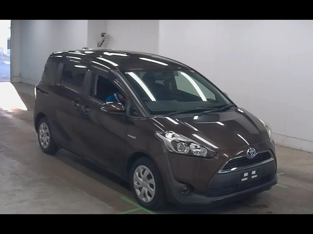 TOYOTA SIENTA HYBRID G
