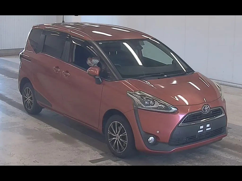 TOYOTA SIENTA 4WD G