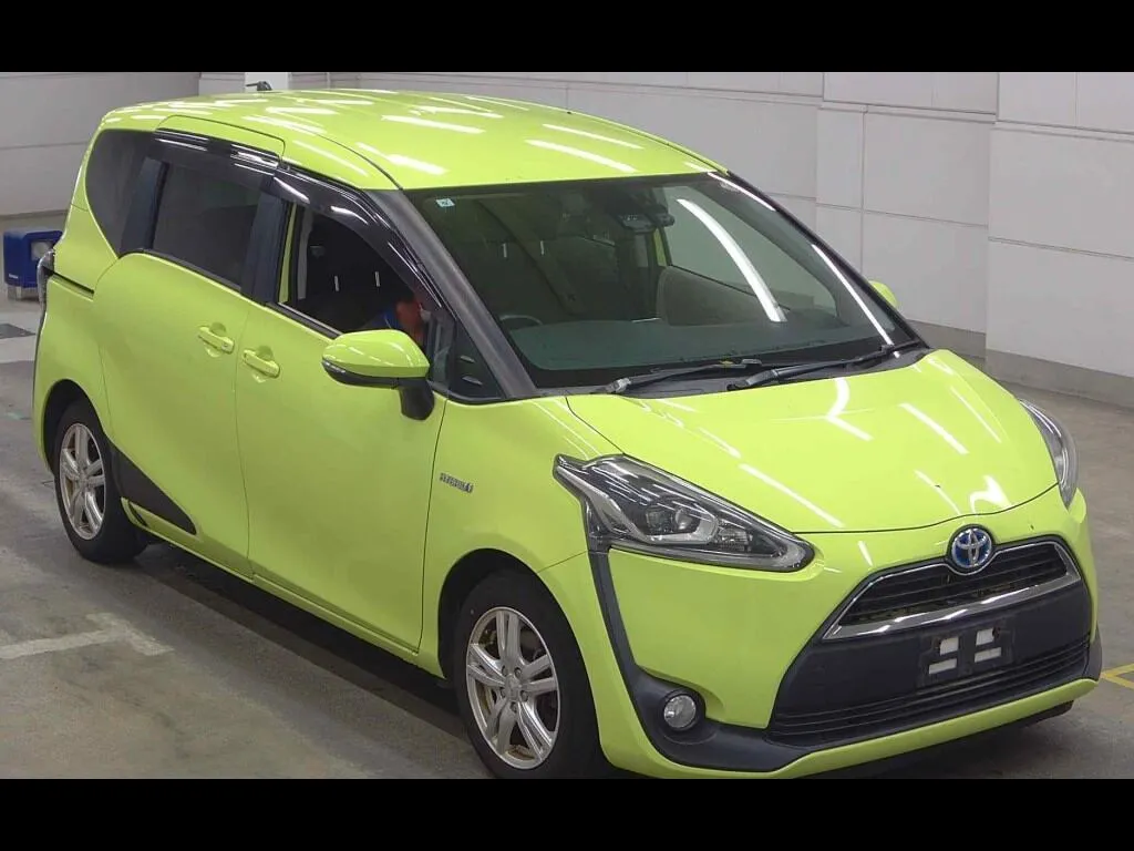 TOYOTA SIENTA HYBRID G