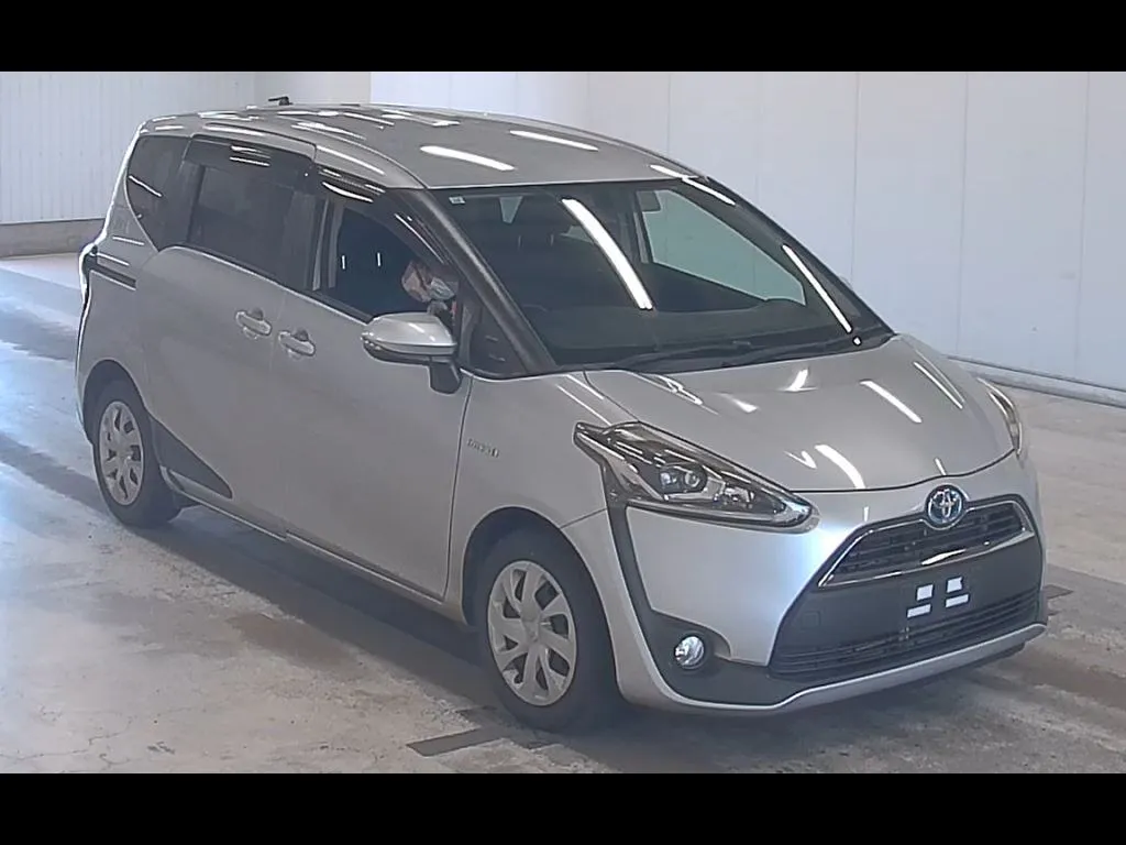 TOYOTA SIENTA HYBRID G