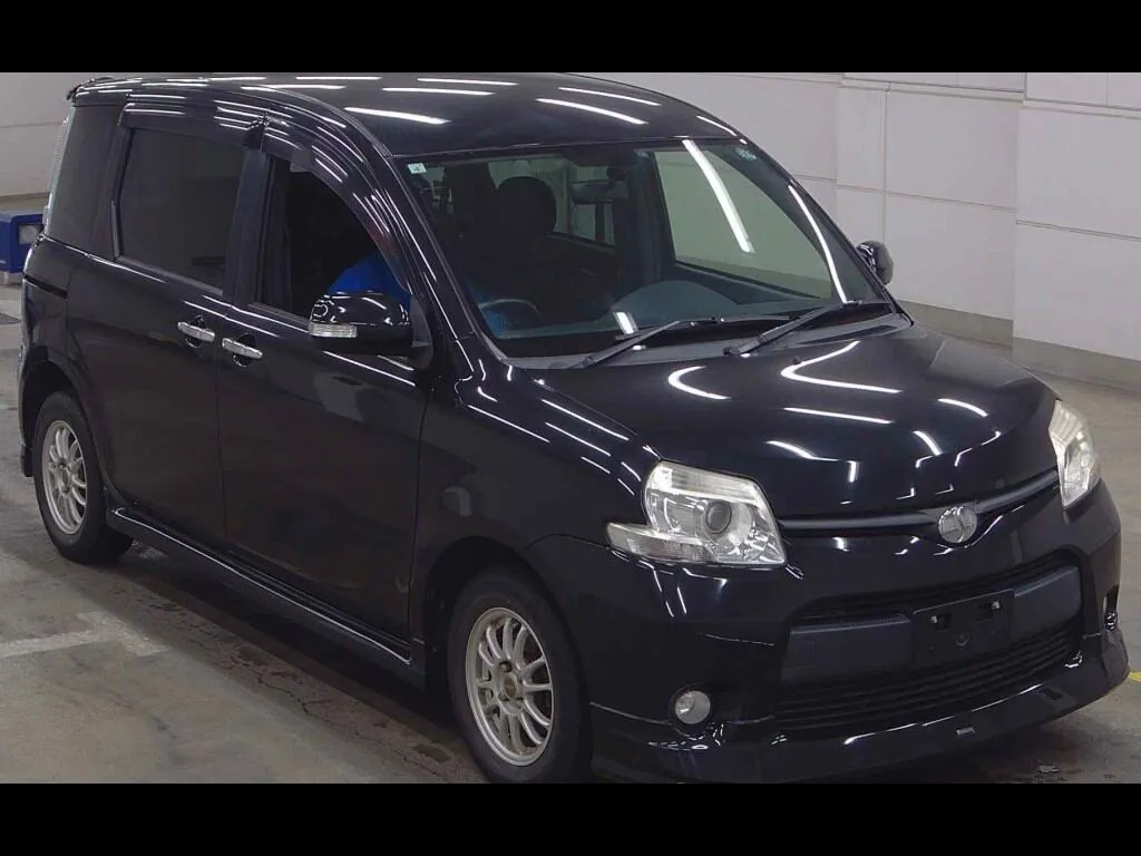 TOYOTA SIENTA 4WD DICE LIMITED