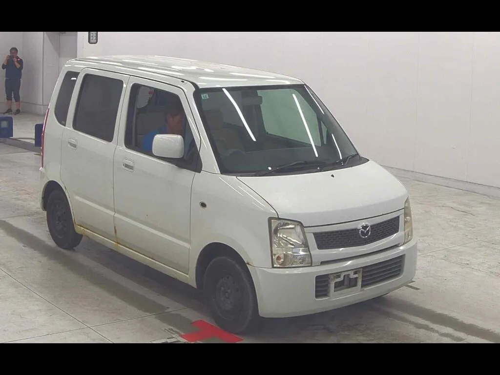 MAZDA AZ-WAGON 5D 4WD