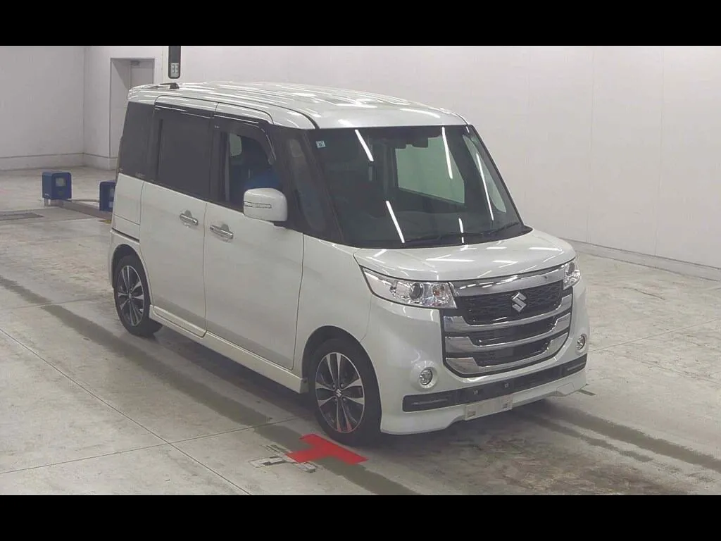 SUZUKI SPACIA CUSTOM Z TURBO