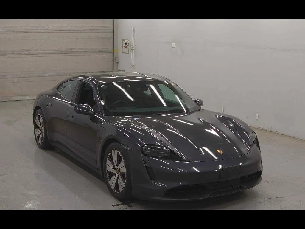 PORSCHE TAYCAN 4D BASE GRADE