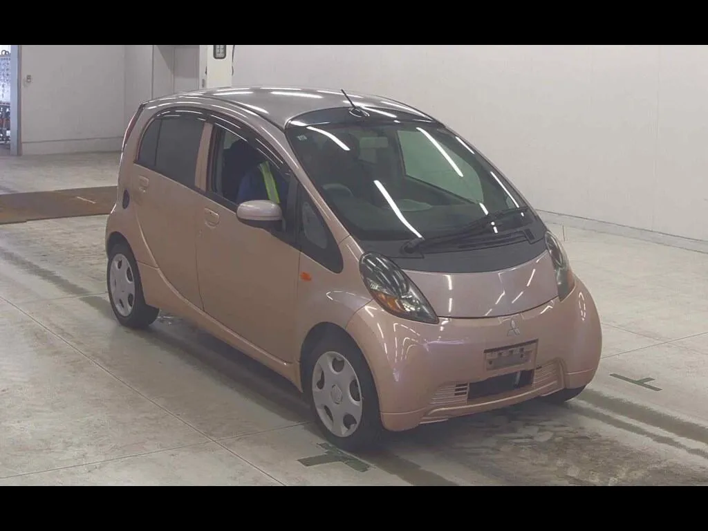 MITSUBISHI I