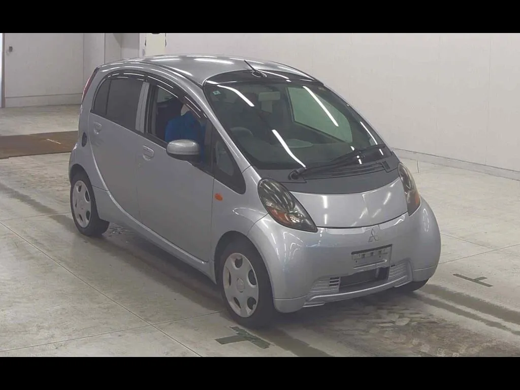 MITSUBISHI I