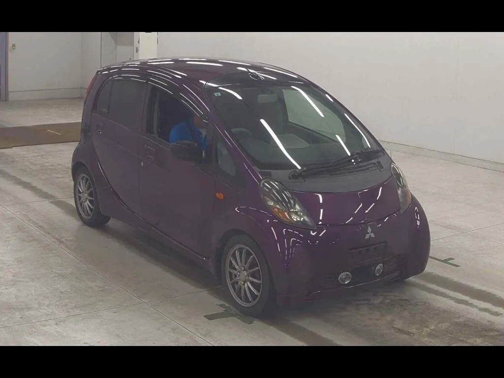 MITSUBISHI I