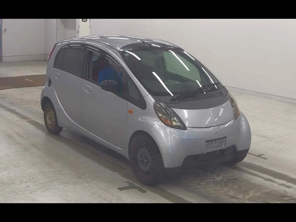MITSUBISHI I
