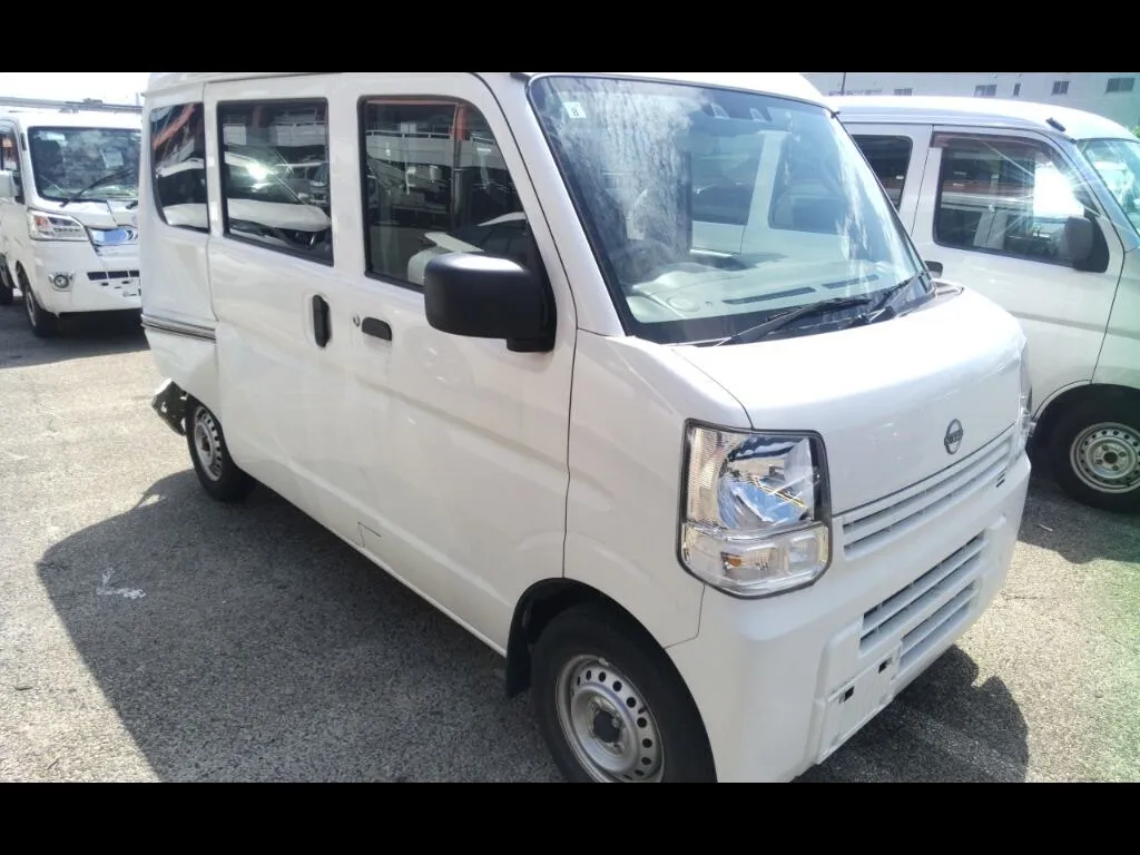 NISSAN CLIPPER VAN DX