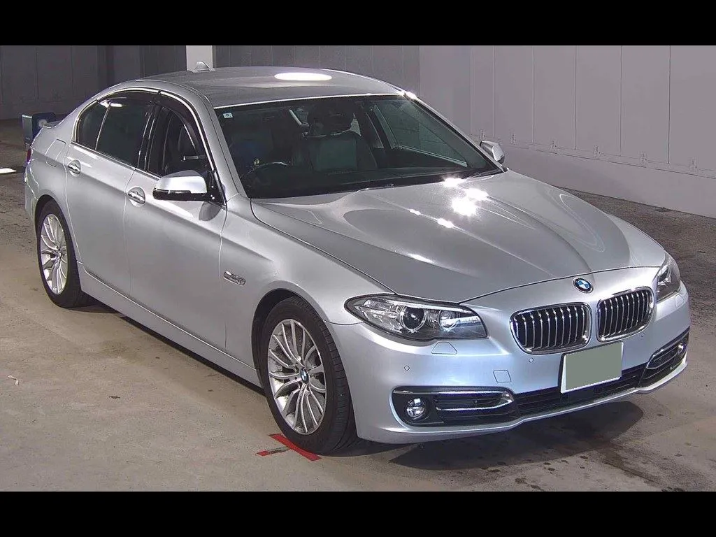 BMW 5 SERIES 4D 523D LUXURY