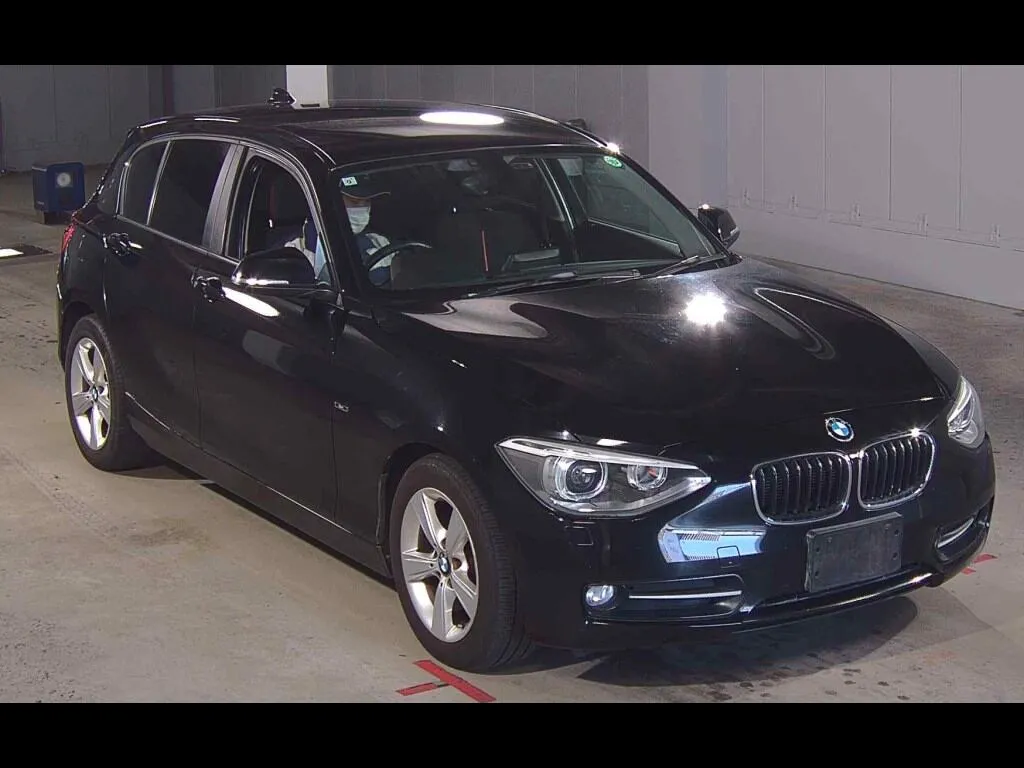 BMW 1 SERIES 5D 116I SPORT