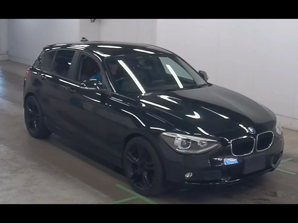 BMW 1 SERIES 5D 116I SPORT