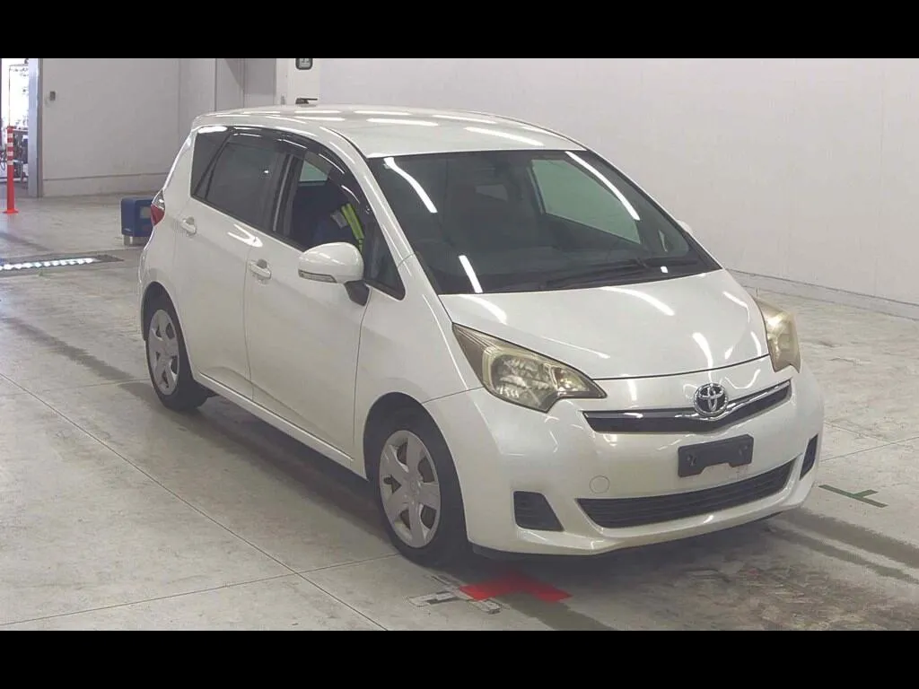 TOYOTA RACTIS G