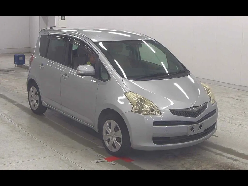 TOYOTA RACTIS G L PACKAGE