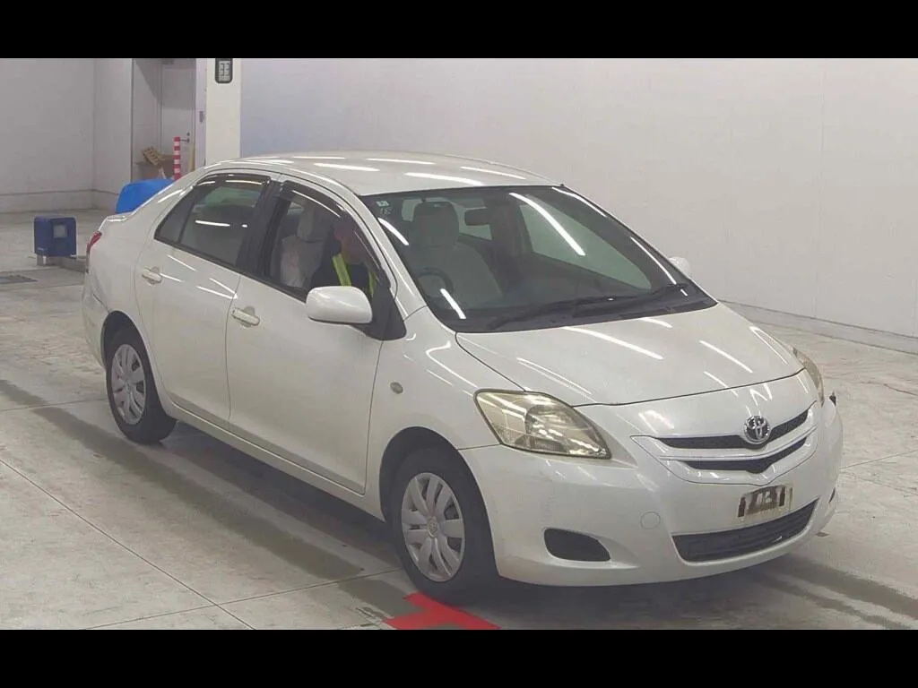 TOYOTA BELTA X