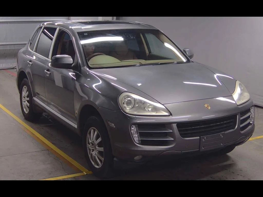 PORSCHE CAYENNE 4WD BASE GRADE