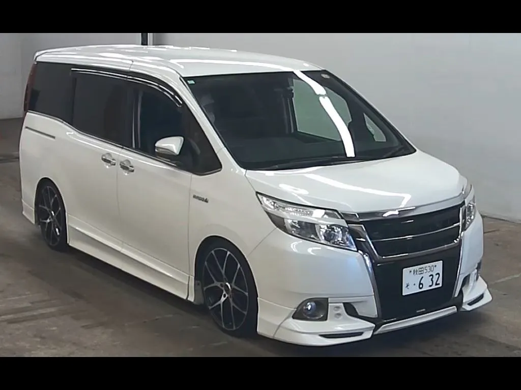 TOYOTA ESQUIRE HYBRID GI