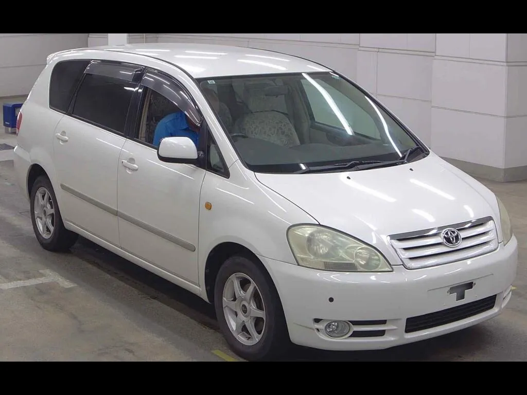 TOYOTA IPSUM 4WD