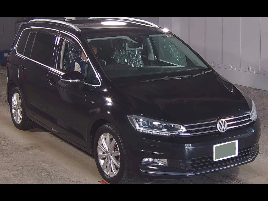 VOLKSWAGEN GOLF TOURAN TSI HIGH LINE