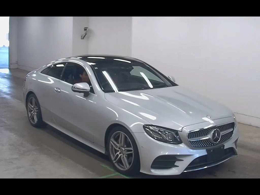 MERCEDES BENZ E-CLASS CP E200 COUPE SPORT