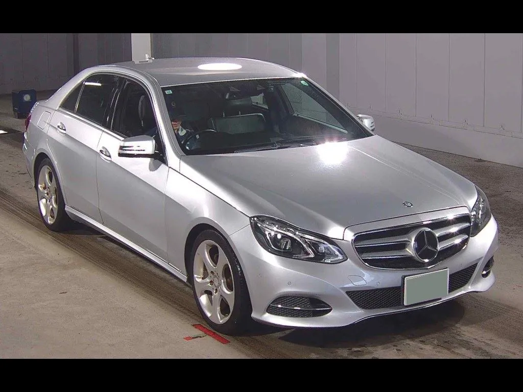 MERCEDES BENZ E-CLASS 4D E350 AVANTGARDE
