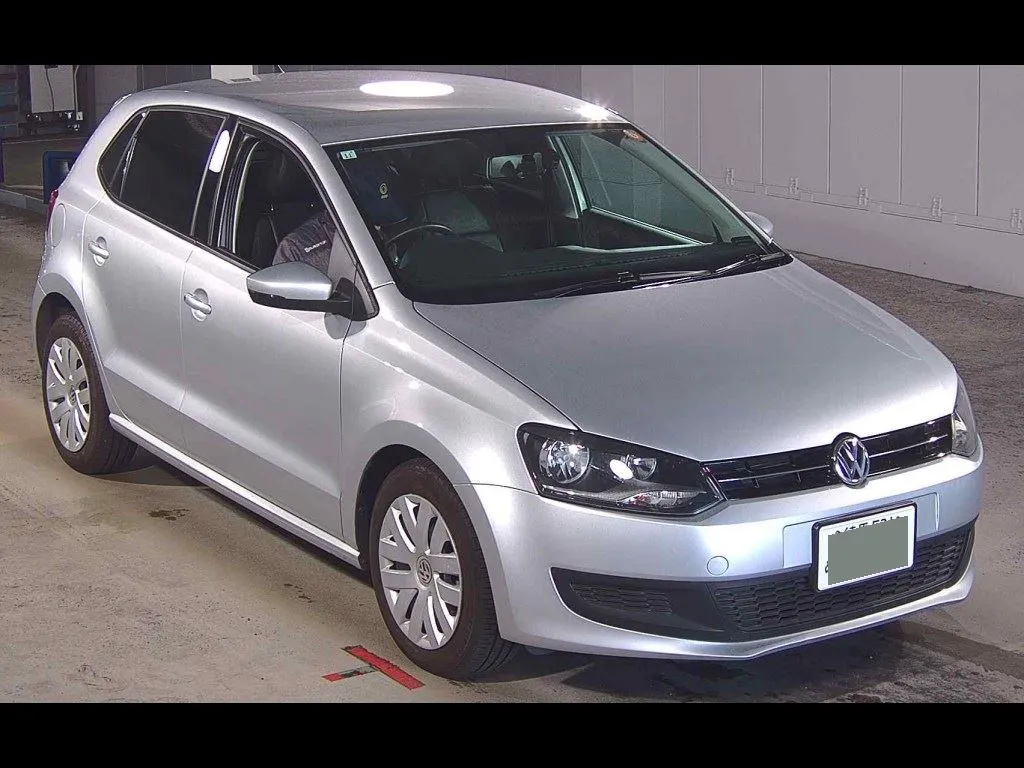 VOLKSWAGEN POLO 5D TSI COMFORT LINE BLUEMOTION TECHNOLOGY