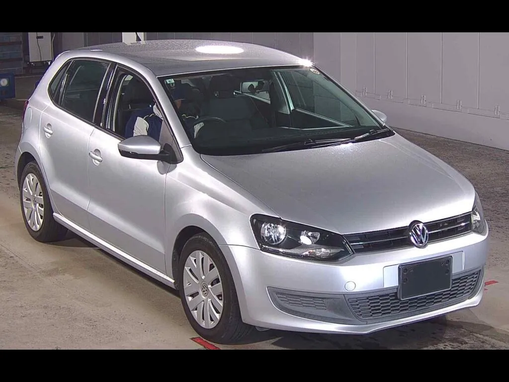 VOLKSWAGEN POLO 5D TSI COMFORT LINE