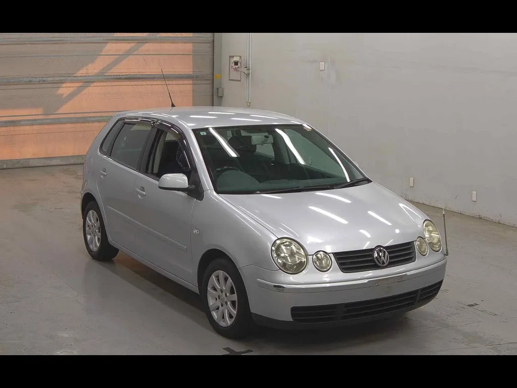 VOLKSWAGEN POLO 5D BASE GRADE