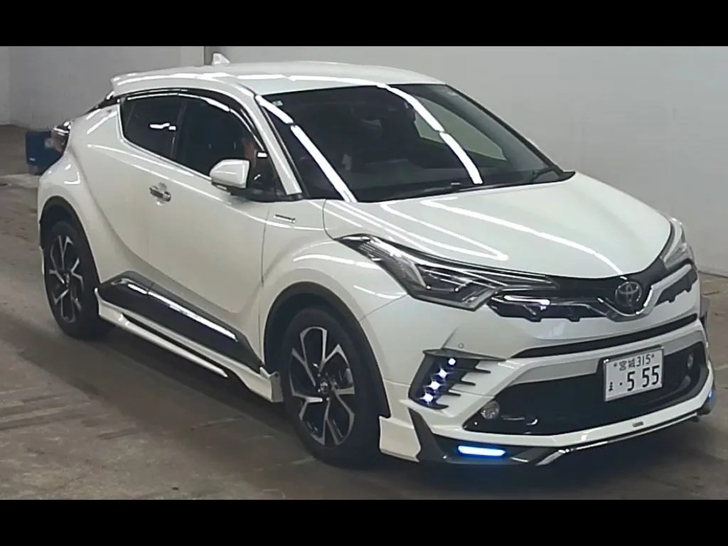 TOYOTA C-HR G LED EDITION