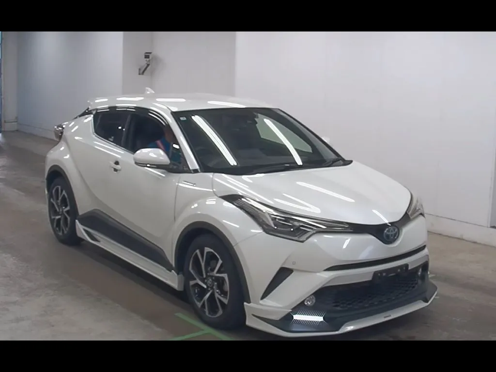 TOYOTA C-HR G