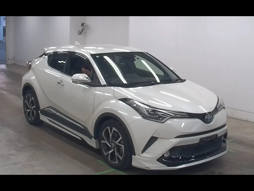 TOYOTA C-HR G