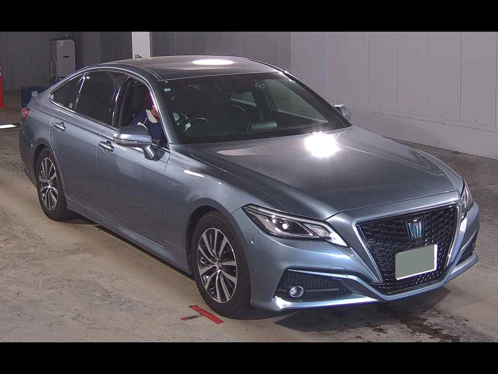 TOYOTA CROWN HYBRID S C PACKAGE