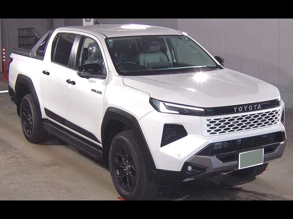 TOYOTA HILUX 4D 4WD Z ADVENTURE