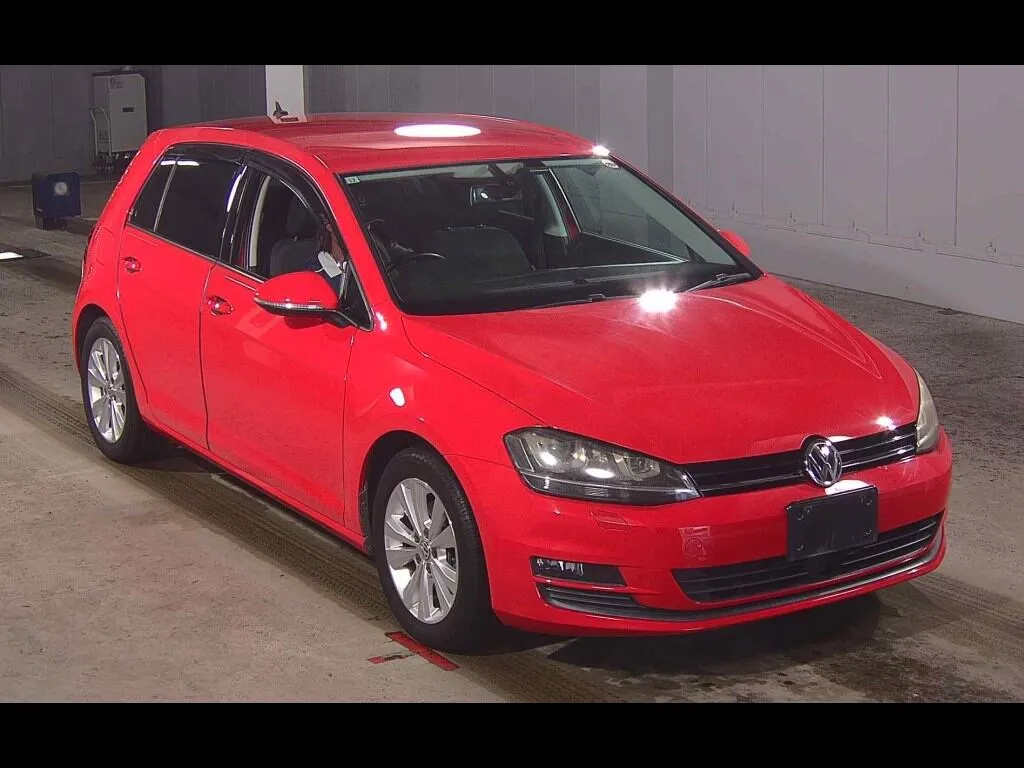 VOLKSWAGEN GOLF 5D TSI COMFORT LINE