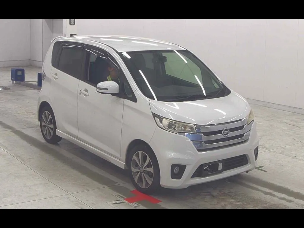 NISSAN DAYZ HIGHWAY STAR G