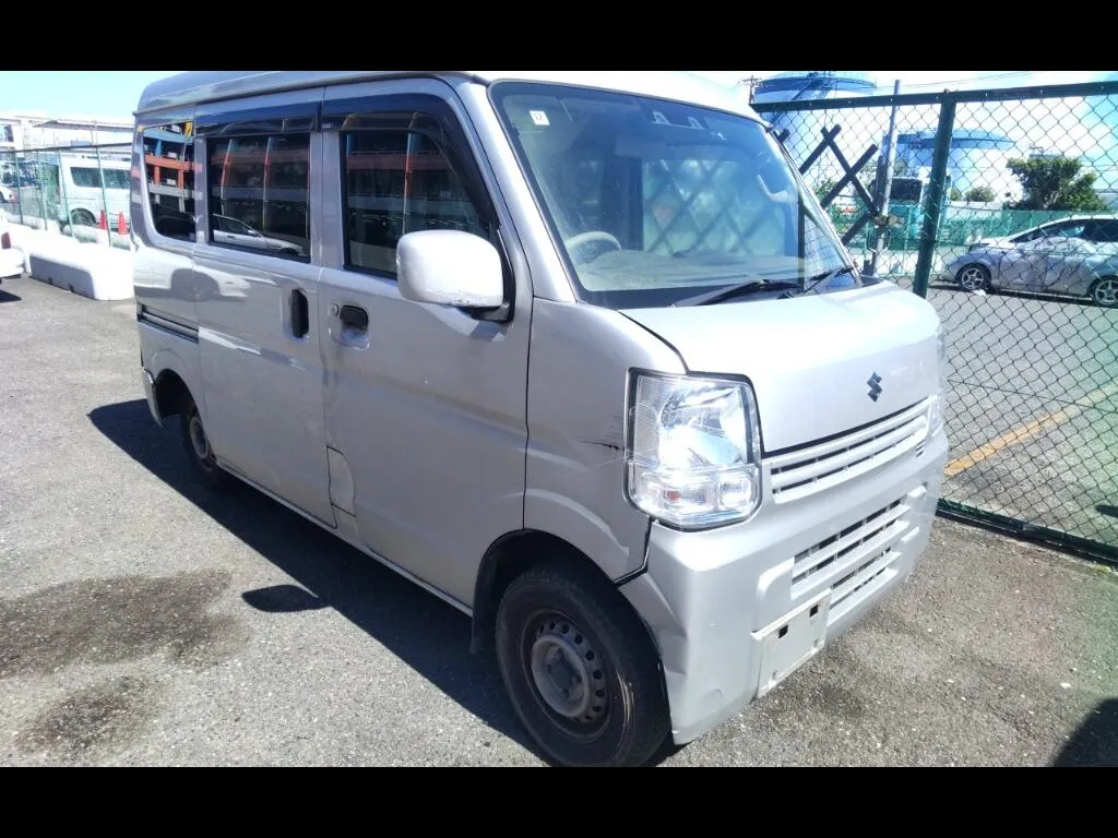 SUZUKI EVERY 5D 4WD PC LIMITED