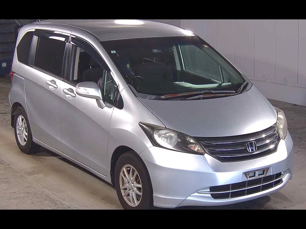 HONDA FREED G JUST SELECTION