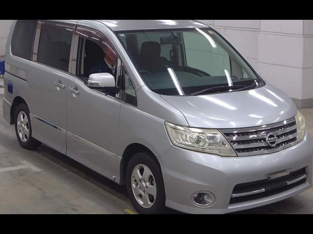 NISSAN SERENA 5D 4WD HIGHWAY STAR